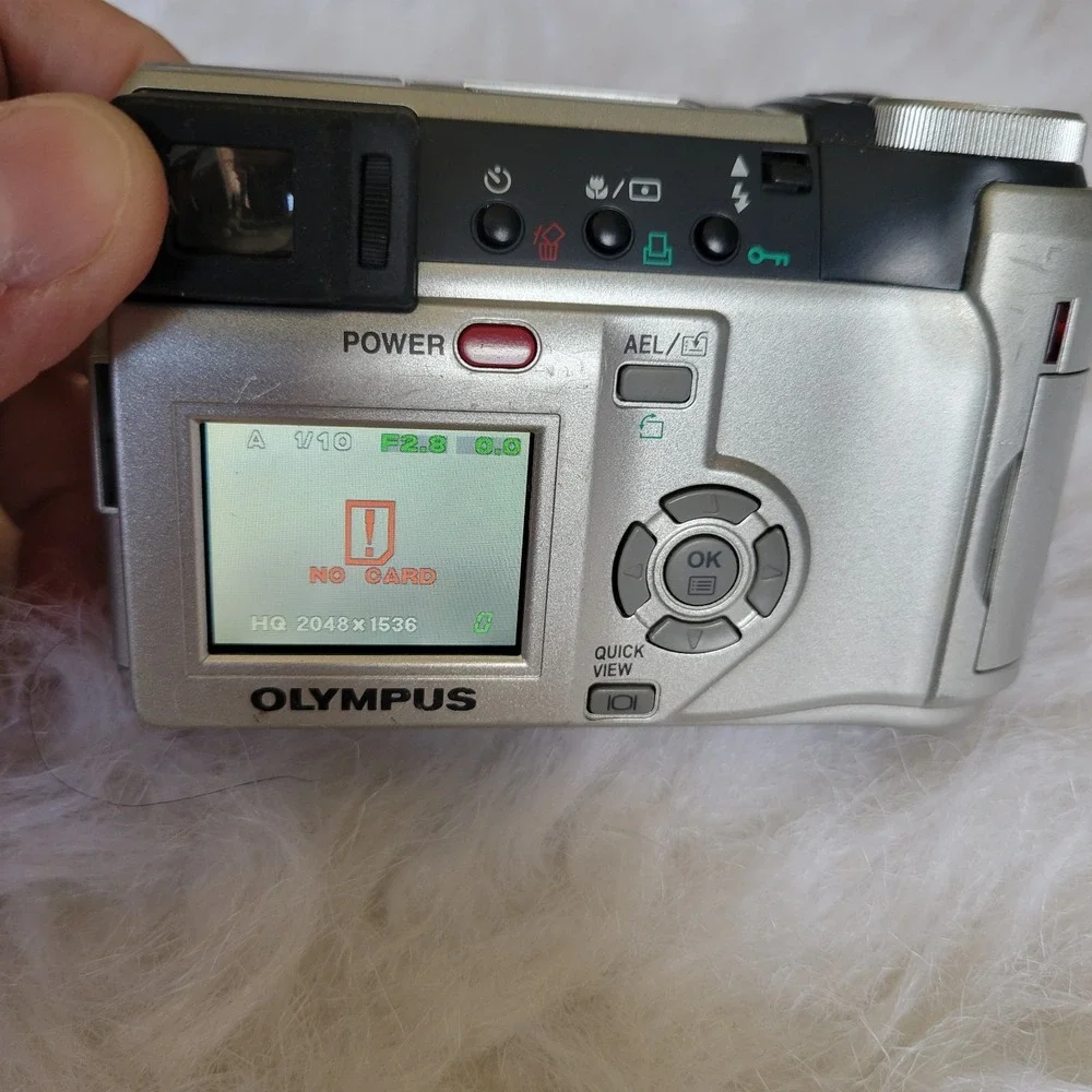 Olympus CAMEDIA C-740 Ultra Zoom 3.2MP Digital Camera Untested Turns On‎